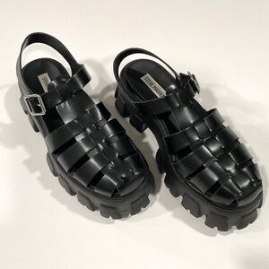 STEVE MADDEN Echo Black Round Toe Platform Fisherman Sandal Size 8.5 LIKE NEW